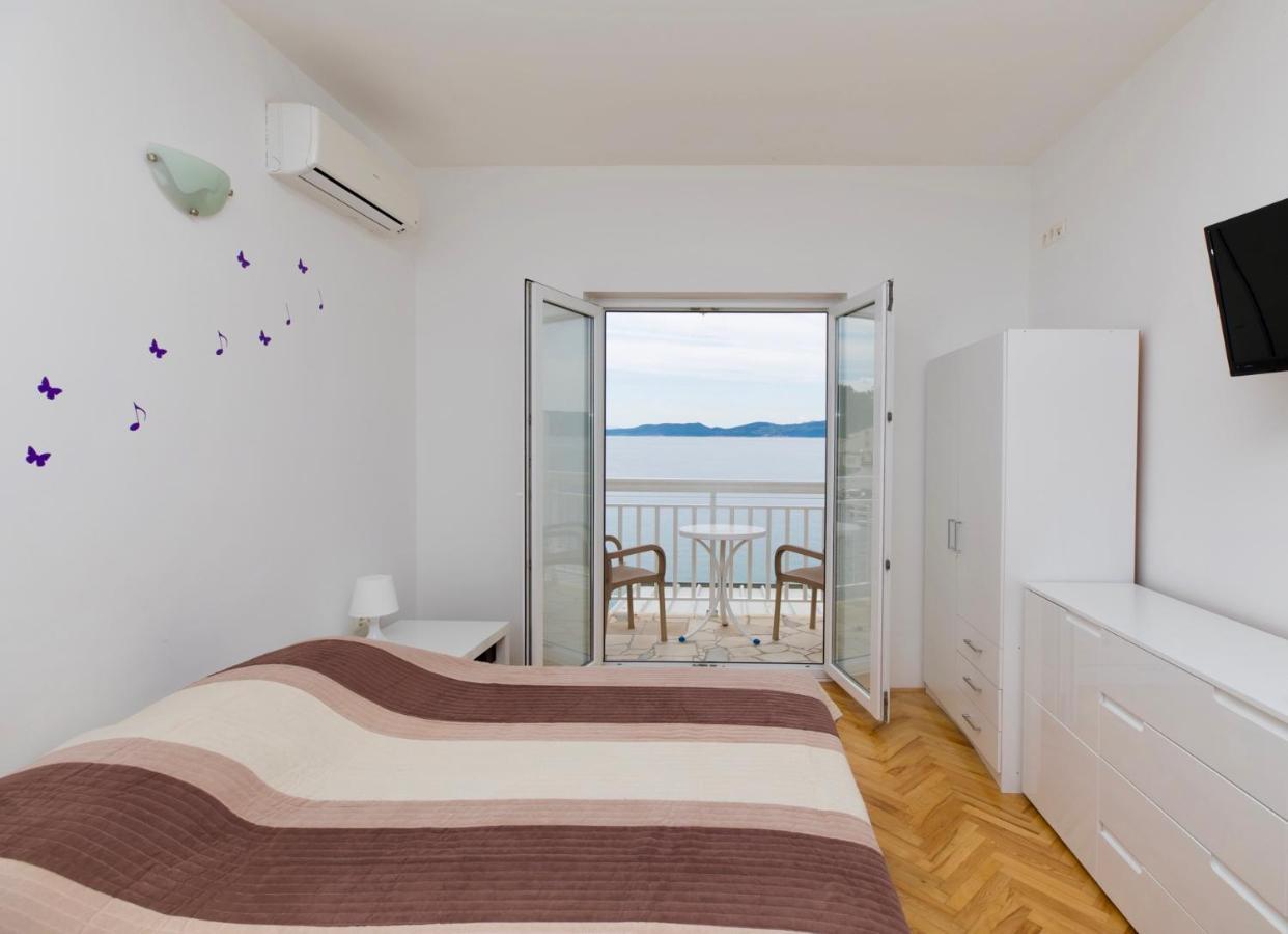 Apartments And Rooms Spiro Mimice Exterior foto