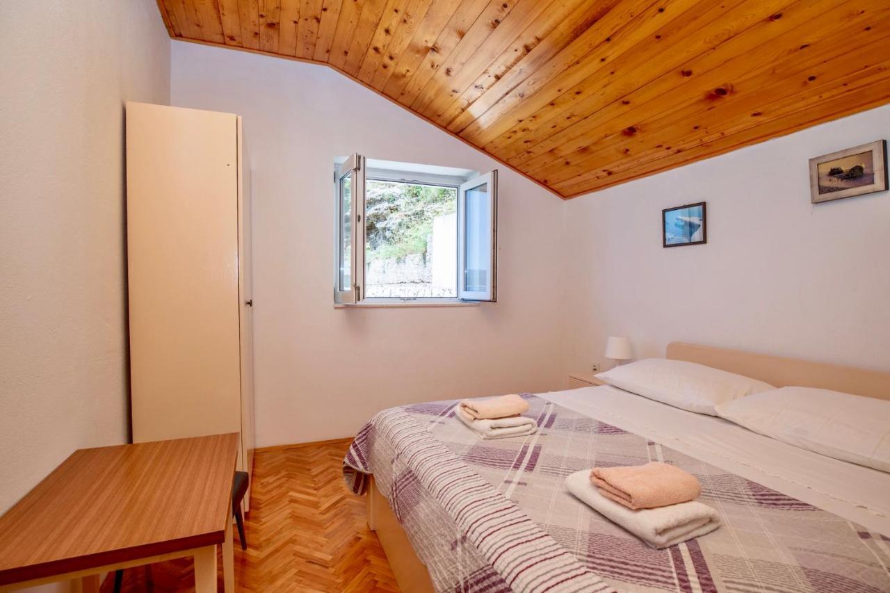 Apartments And Rooms Spiro Mimice Exterior foto